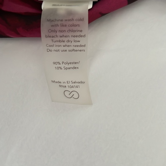 CALIA by Carrie Underwood tank - Picture 4 of 4